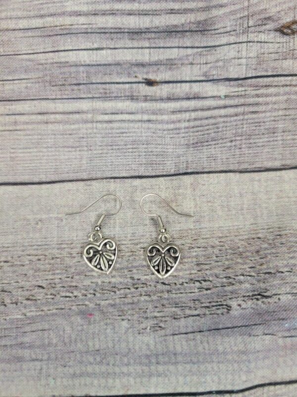 Heart Scroll Ear Rings