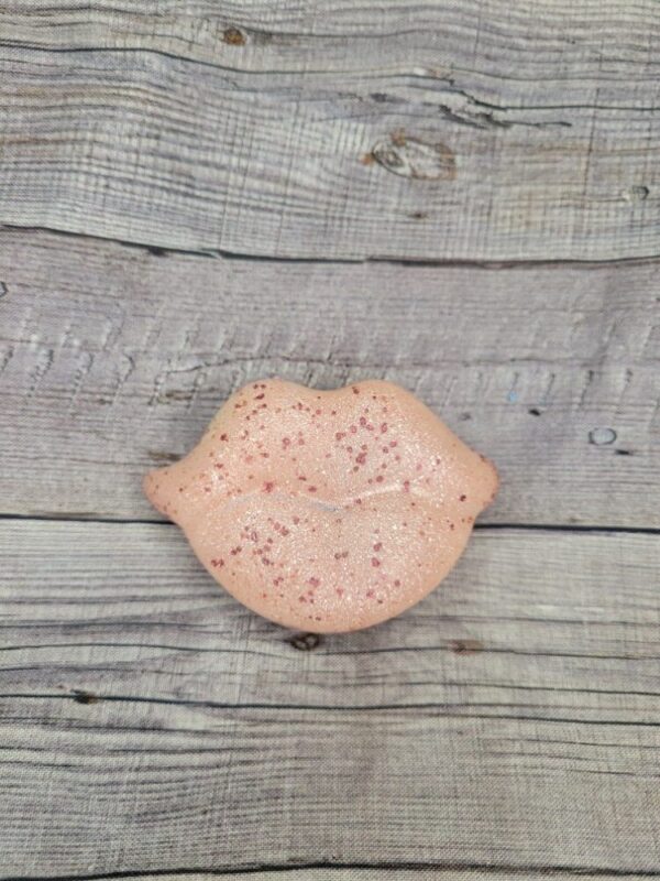 Flirty Fruit Kiss Lips Mauve Goat Milk Soap